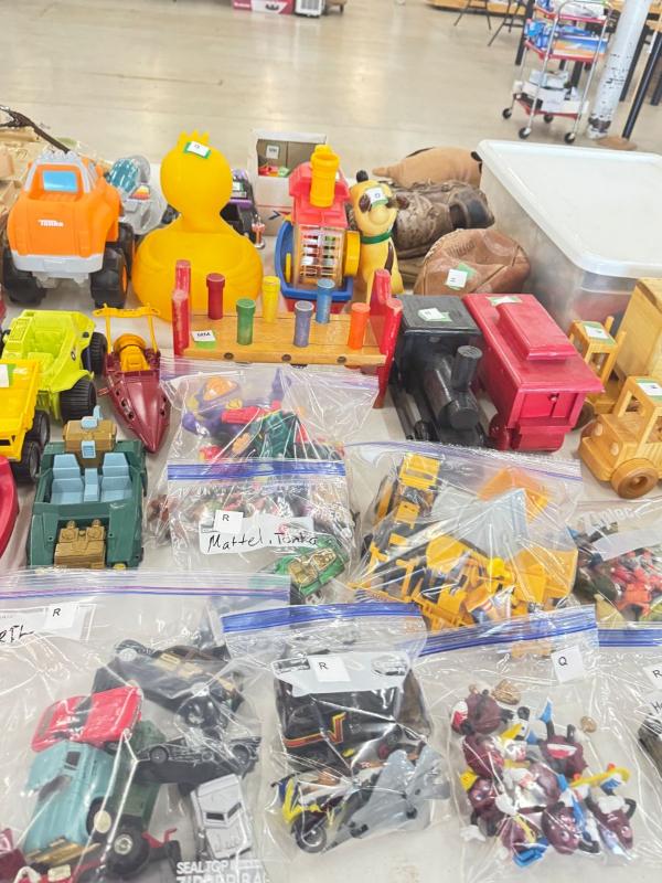 Sale Photo Thumbnail #38