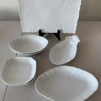 Richard Ginori Italy Assorted Serving Pieces - Celery, Serving Plate, Serving Bowls, And Oval Dish