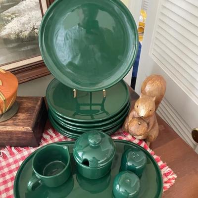 Roseville Dishes