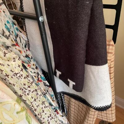 Sale Photo Thumbnail #48