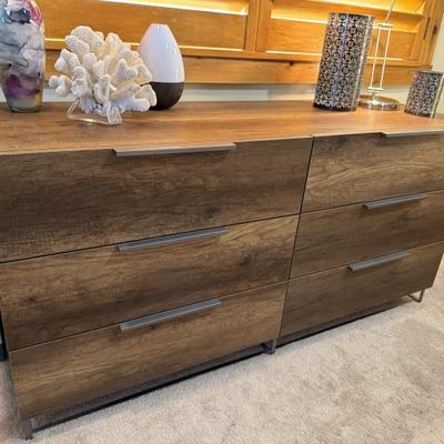 MODREST Dresser 1