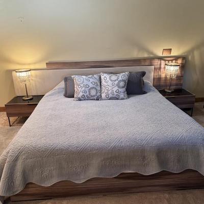 MODREST King Bed Set