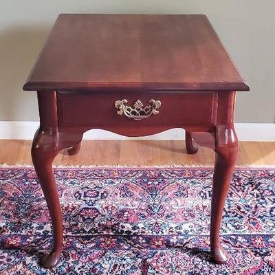 Bassett Furniture One Drawer Side Table