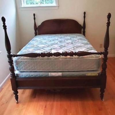 Full Size Four Poster Bed