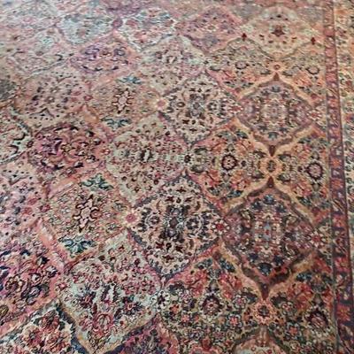Beautiful Karastan 10' X 14' Wool Rug