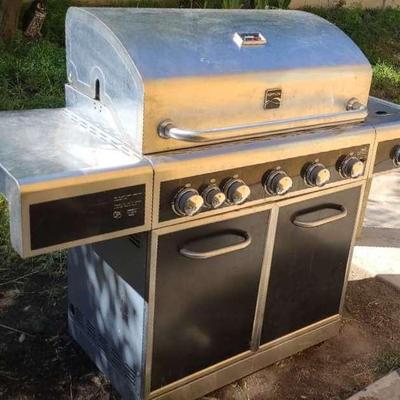 KENMORE 4-Burner Propane Gas Grill with Side Burner