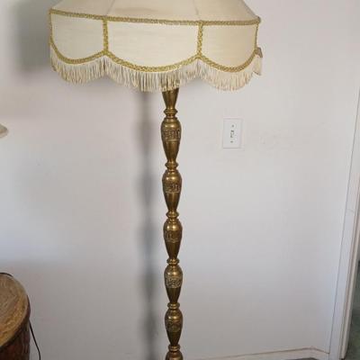 Floor Lamp 