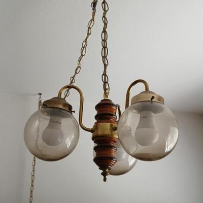 3 Globe Hanging Light