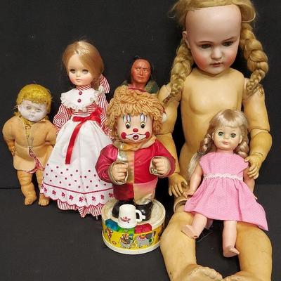 COLLECTIBLE DOLL LOT 3