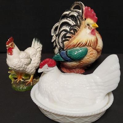 VINTAGE CHICKEN-THEMED MILK GLASS, COOKIE JAR, AND MORE