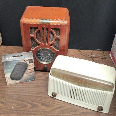 HOME AUDIO COLLECTION BY SILVERTONE, THOMAS, AND BIONIC