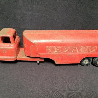 VINTAGE TEXACO METAL TOY TRUCK