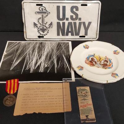 MILITARY/HISTORY COLLECTIBLES