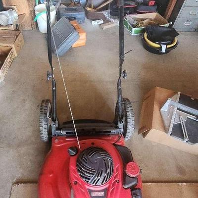 CRAFTSMAN BRIGGS & STRATTON LAWN MOWER 