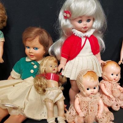 COLLECTIBLE DOLL LOT 4
