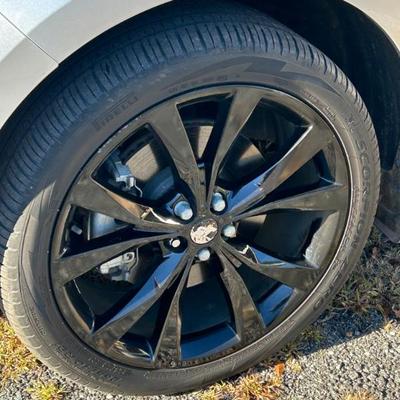 2016 Ford Edge Sport Racing Edition – 64K Miles, Custom Wheels, Leather Interior, Sony Stereo, Push Start, No Warning Lights, Super Clean.