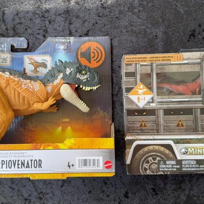 Jurassic World Skorpiovenator And Set Of 4 Mini Dinosaurs 