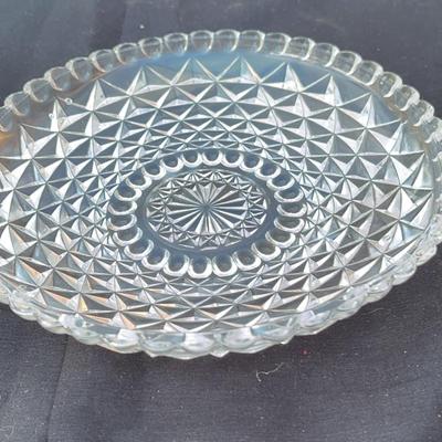 Vintage Clear Glass Round Diamond Hobnail Flower Celery Plate