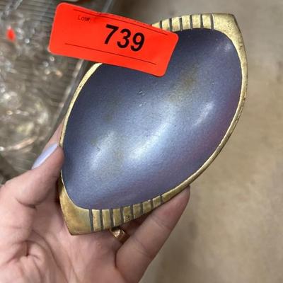 Sale Photo Thumbnail #259