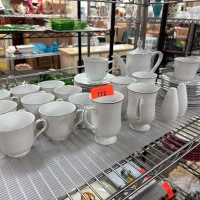 Sale Photo Thumbnail #292