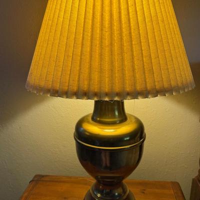 Large Brass Lamp!