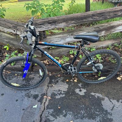 Silver Canyon Magna Bike