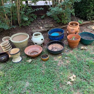 Lots Of Pots 