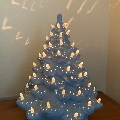 Ceramic Christmas Tree Light