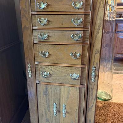 Jewelry Dresser 
