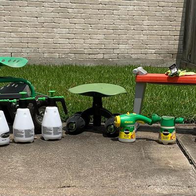 Mobile Gardening Seats And Accessories 