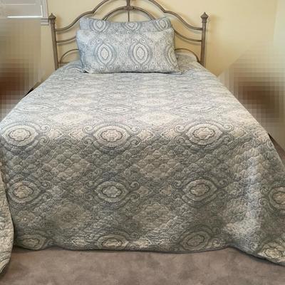 Tommy Bahama Queen Coverlet and Shams