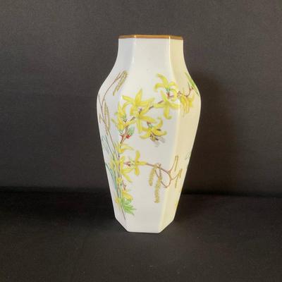 Wedgwood- The Royal Horticultural Society Piece 3