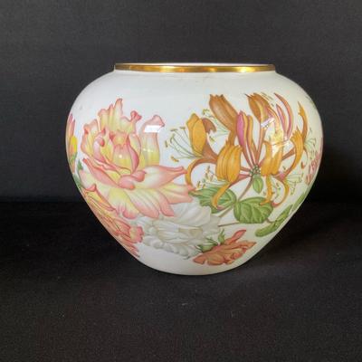Wedgwood- The Royal Horticultural Society Piece 4
