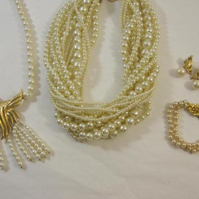 Sale Photo Thumbnail #111