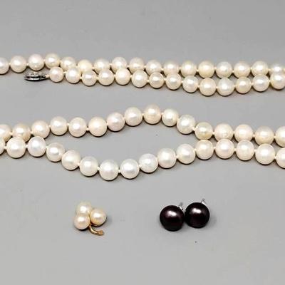 Natural Pearls 