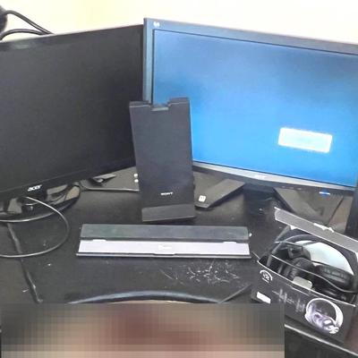 Acer Monitors, Headphone Monitors & Monitor Docking Port