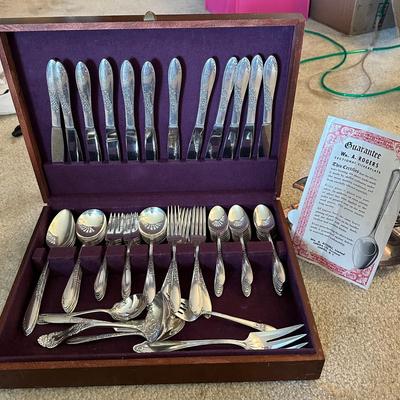 Wm. A. Rogers Silverplate Silverware Set