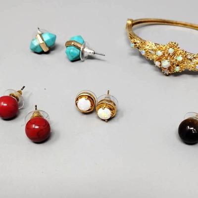 Natural Stone Jewelry 