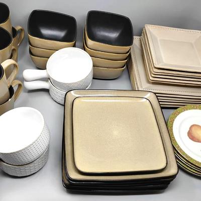 Beige & Pear Dish Set 