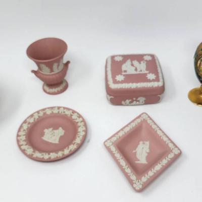 Wedgewood, Ceramic Dahlia Ginger Jar, Glass Handpainted Vases