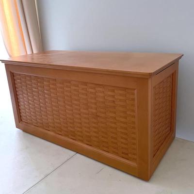 Longaberger Woven Panel Storage Chest 