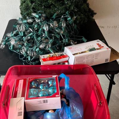 Nice Group Of Christmas Decorations, Lights, Ornaments & Garland 