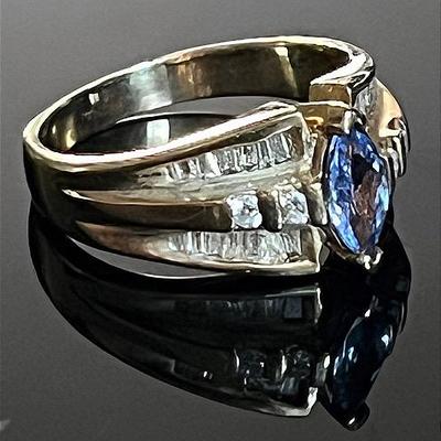 14K Yellow Gold 32 Diamond Tanzanite Ring
