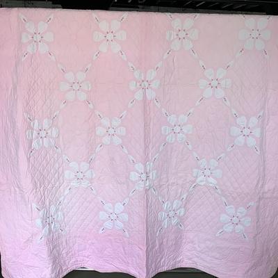 Hand Stitched And Appliqued Twin Bed Cotton Quilt