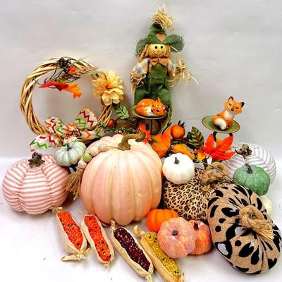 Fall Harvest Decor Collection 