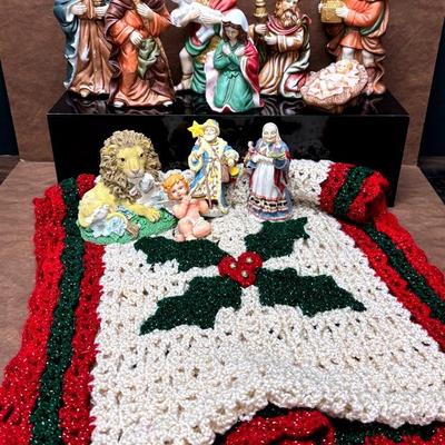 Vintage Porcelain Nativity Set 