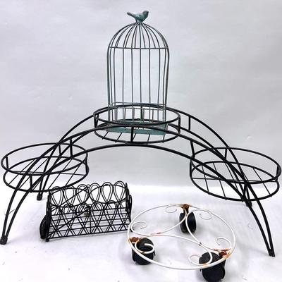Decorative Metal Home & Garden Accents