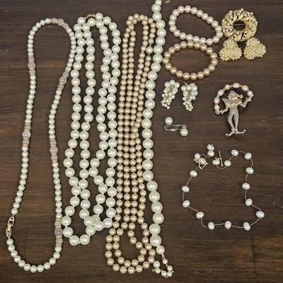 Faux Pearl & Gold Tone Jewelry Necklace Bracelet Earrings Pins