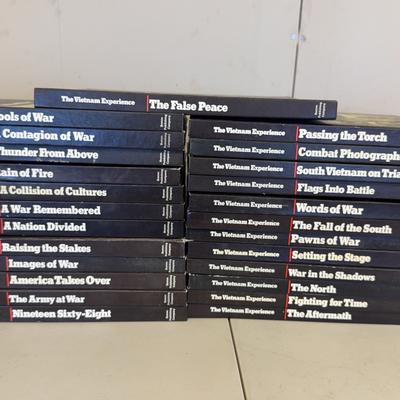 Boston Publishing (The Vietnam Experience), 25 Pieces