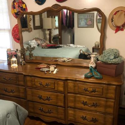 Sale Photo Thumbnail #140